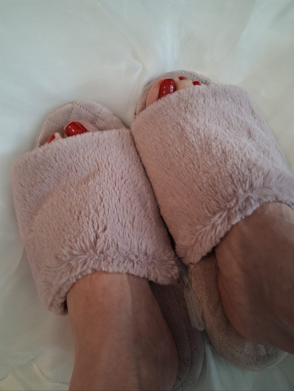 Women's Worn Plush Open-Toe Slide Slippers - Dusty Pink